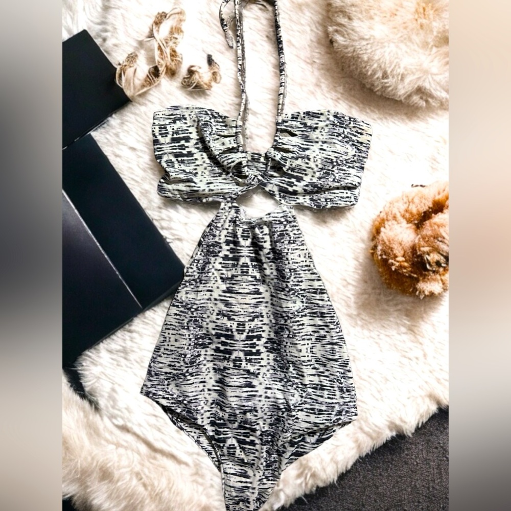 Mikoh Cloudbreak One Piece